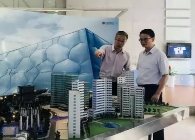 中信集团董事会办公室主任王康一行莅临绵阳美能调研市场